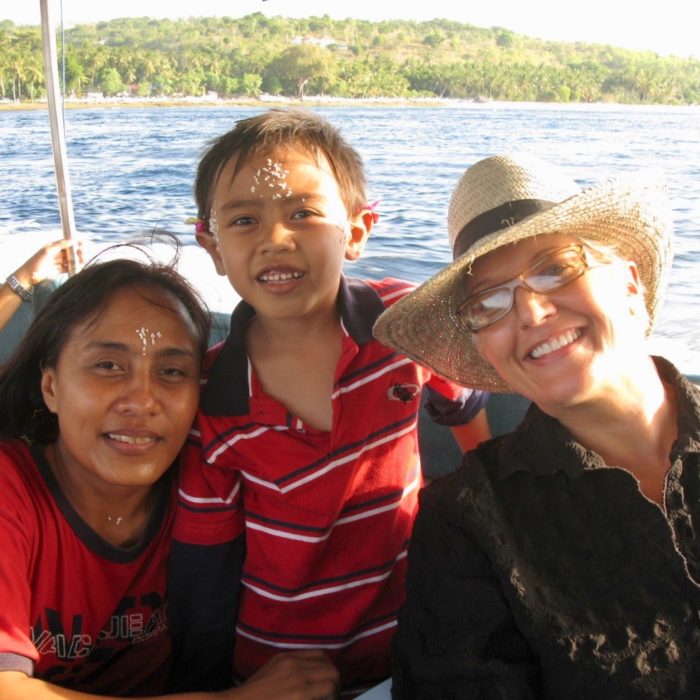 Lynette-Johnson-Art-of-the-Soul-Bali-DFS-John-Hardy-Starboard-Cruise-Jewelry-Nusa-Penida-Boat
