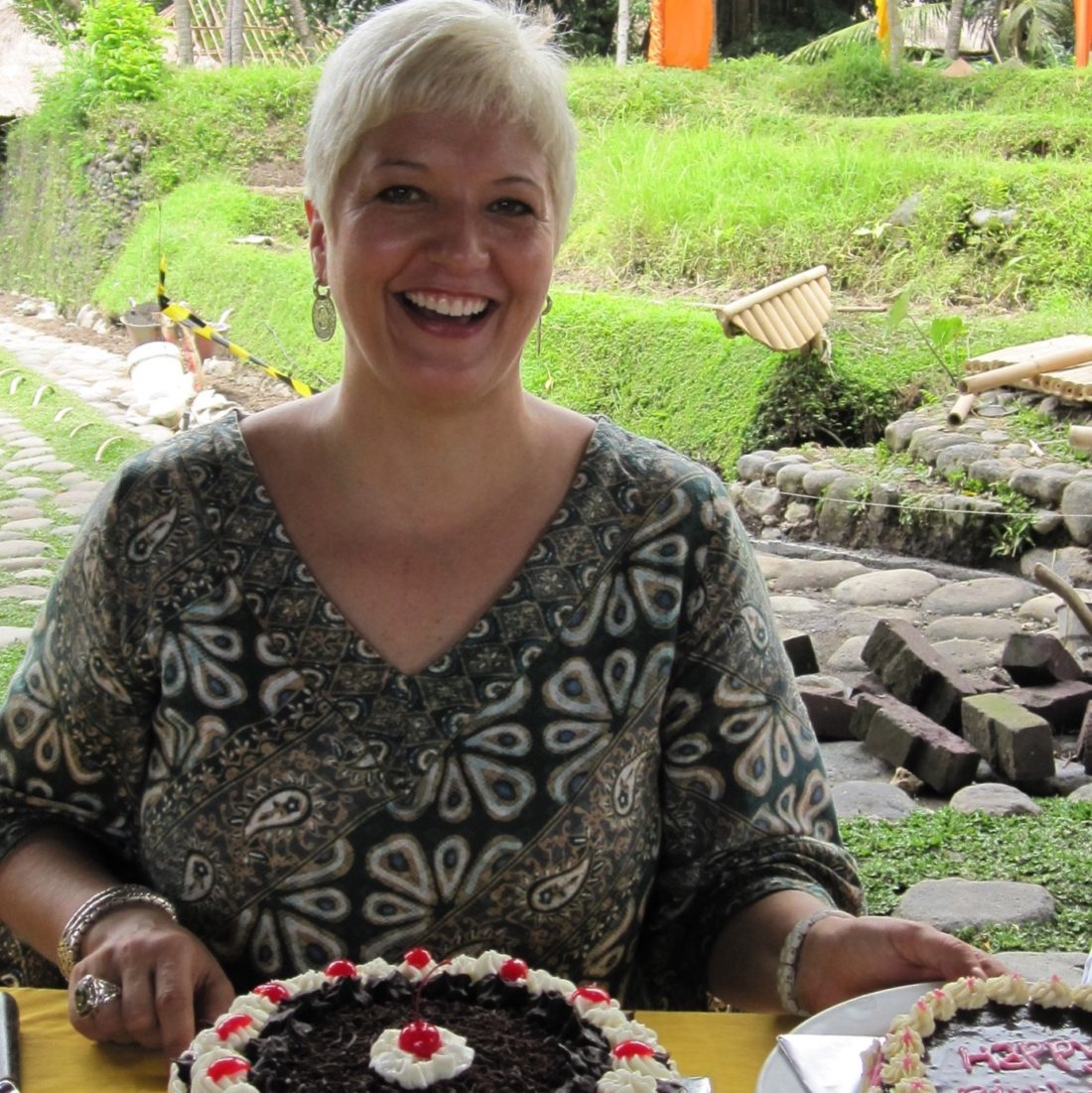 Lynette-Johnson-Art-of-the-Soul-Bali-DFS-John-Hardy-Starboard-Cruise-Jewelry-Birthday