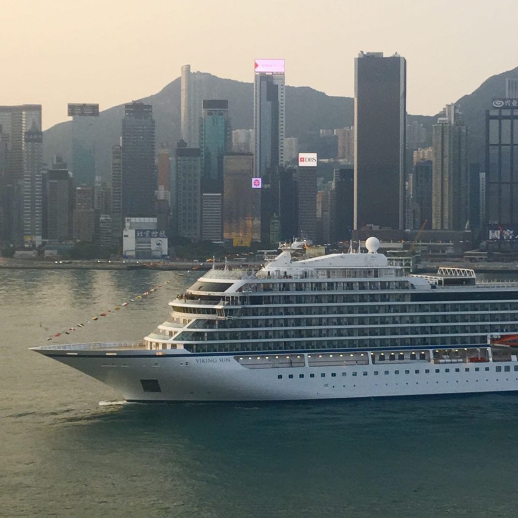 Lynette-Johnson-Art-of-Intensity-Hong-Kong-Harbor-Cruise