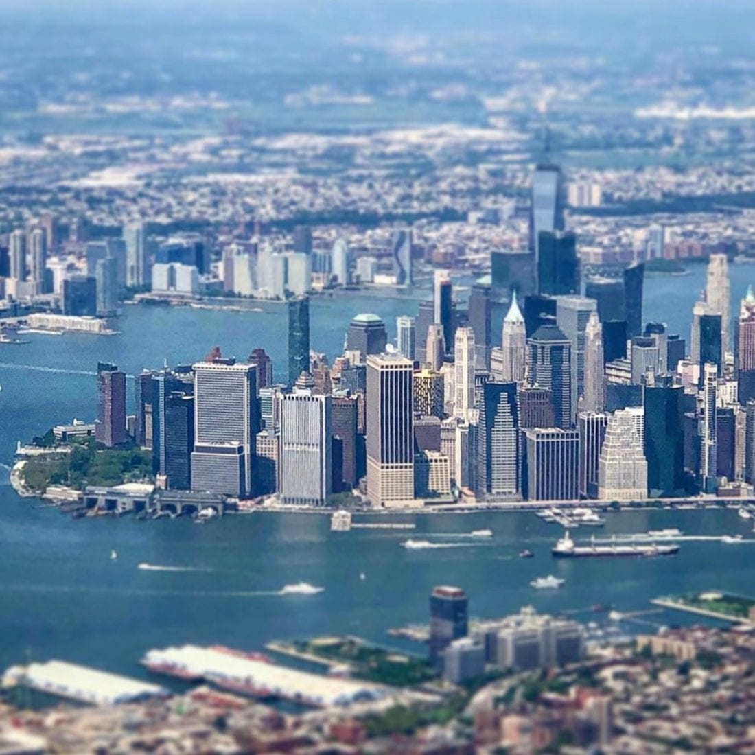 Art-of-Travel-New-York-Picturesque-Arrival