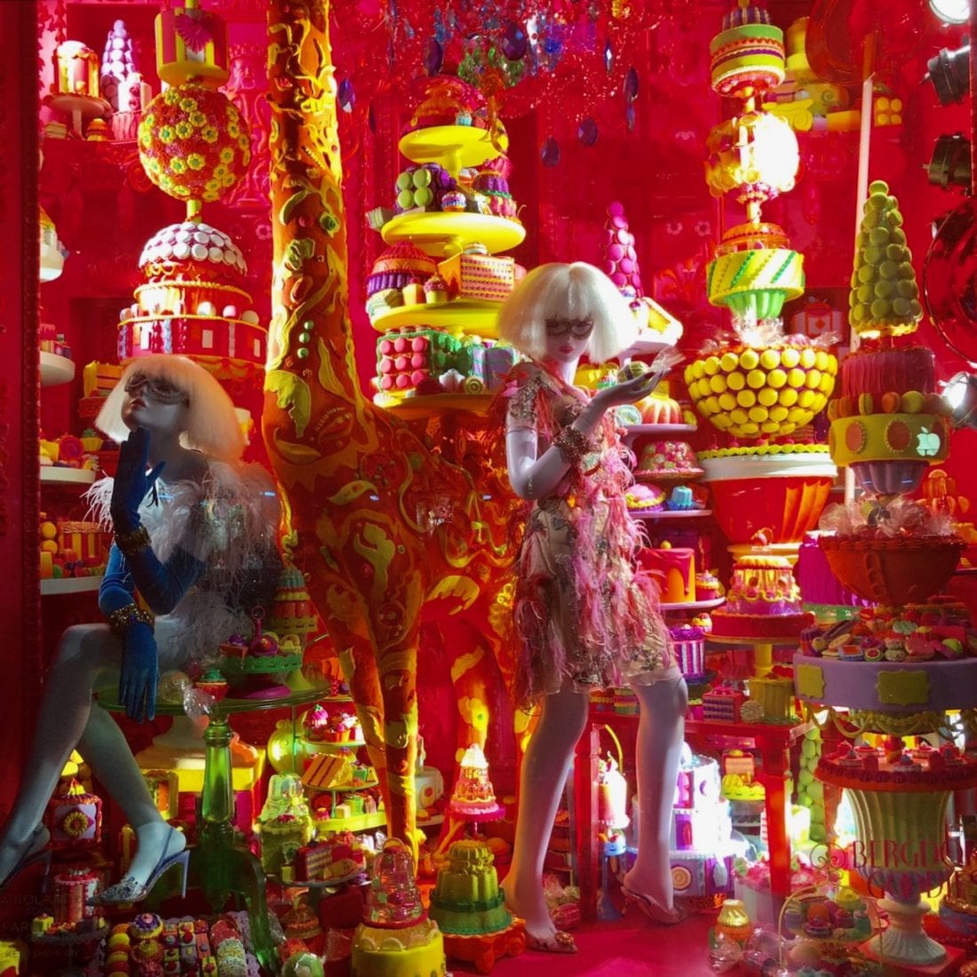 Art-of-Travel-New-York-Bergdorf-Window-Groovy-Vibes